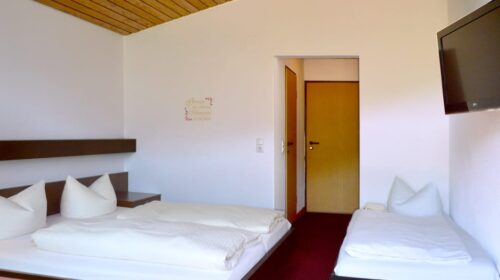 Dreibettzimmer