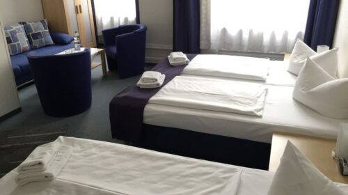 Dreibettzimmer