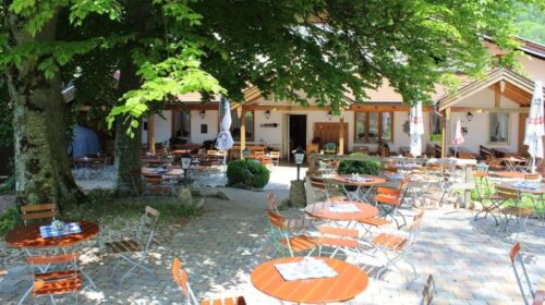 Chiemgau Gasthof zum Ott Biergarten